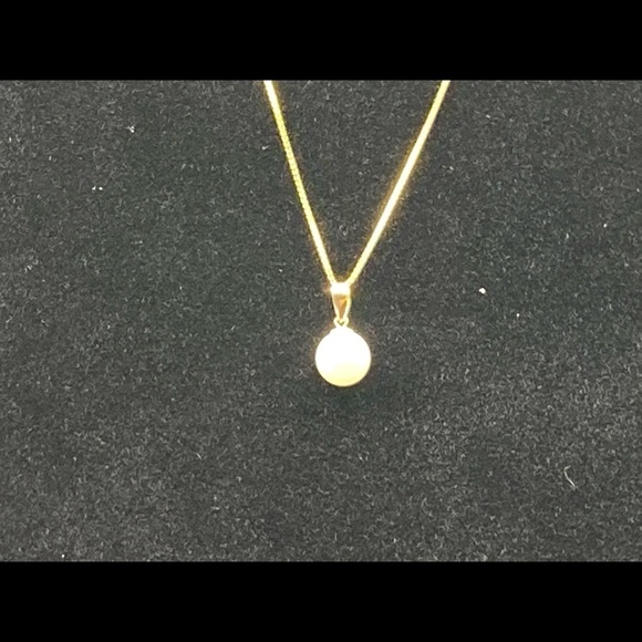 18k Gold Japanese Akoya Pearl Pendant Necklace 18" - Picture 2 of 3
